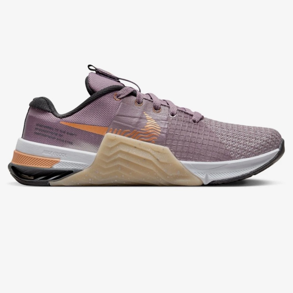 LIKE NEW - Nike Metcon 8 Womens,  Sz 7